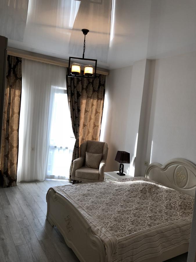Hotel Lilu Tiflis Exterior foto